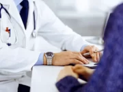 Începând cu 1 iulie, persoanele neasigurate vor beneficia de investigații medicale decontate