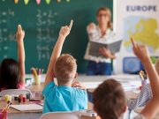 Elevii vor putea evalua profesorii: o schimbare importantă în educație