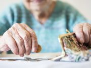 Guvernul alocă 1,6 miliarde de lei din Fondul de rezervă pentru plata pensiilor în decembrie