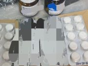 Elev de 15 ani, arestat la domiciliu după ce a fost surprins vânzând droguri colegilor la un liceu din București