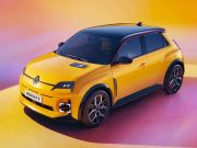 Renault 5, desemnată Mașina Anului 2025!
