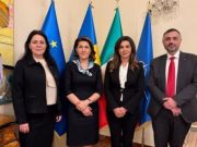 Diplomație de Facebook: Dumitrița Gliga și arta întrevederilor