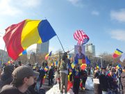 Protest în sprijinul lui Călin Georgescu în fața Guvernului – participanții scandează împotriva CCR, PSD și PNL