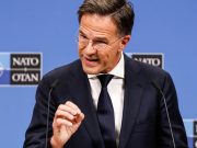 Zelenski, trimis la lecții de diplomație: NATO îi cere să-și „repare” relația cu Trump