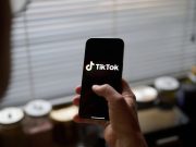 TikTok, amendat cu peste 500 de milioane de euro pentru transfer ilegal de date în China