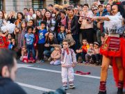 „Străzi deschise” pe Calea Victoriei: mașini de epocă, magie și concert cu Irina Sârbu