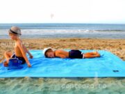 O nouă absurditate pe litoral: taxa de cearșaf care a scandalizat turiștii din Mamaia