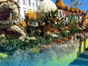 Târgu Mureș, transformat într-un oraș al florilor. Parada carelor alegorice a adus magie în centrul municipiului