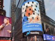 Dr. Holhoș în Times Square, pe marele ecran al excelenței!