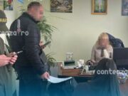 Ucraina: scandal de corupție în sistemul public – funcționară fiscală prinsă cu 40.000 de dolari și judecător anchetat pentru mită