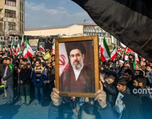 Khamenei, liderul suprem al Iranului, „grav rănit”, dar activ din umbră – dezvăluiri despre starea sa și cine conduce de fapt țara