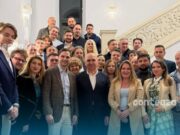 Ilie Bolojan a făcut o vizită nocturnă la PNL București: „Nu demisionez!” / „Când te înjură unii, e ca o binecuvântare”